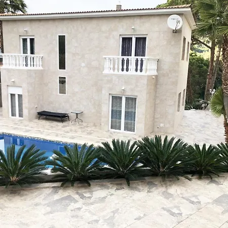 빌라 Luxury - Private And Pool -